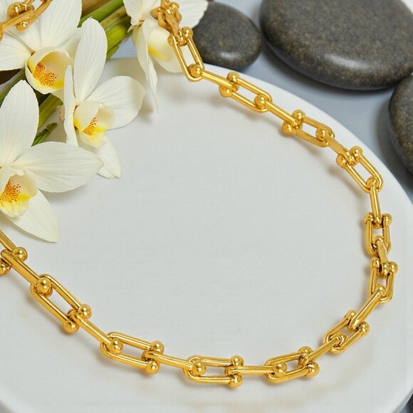 18K Gold Plated Stainless Steel Paperclip Chain Necklace - Modern & Chic ✨ - Picture 3 of 10